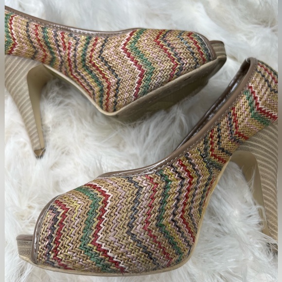 Italian Henry Ferrera Tan Y2K Peep Toe Wicker Wood Heels Stiletto Pumps 8 Italy - Picture 2 of 16